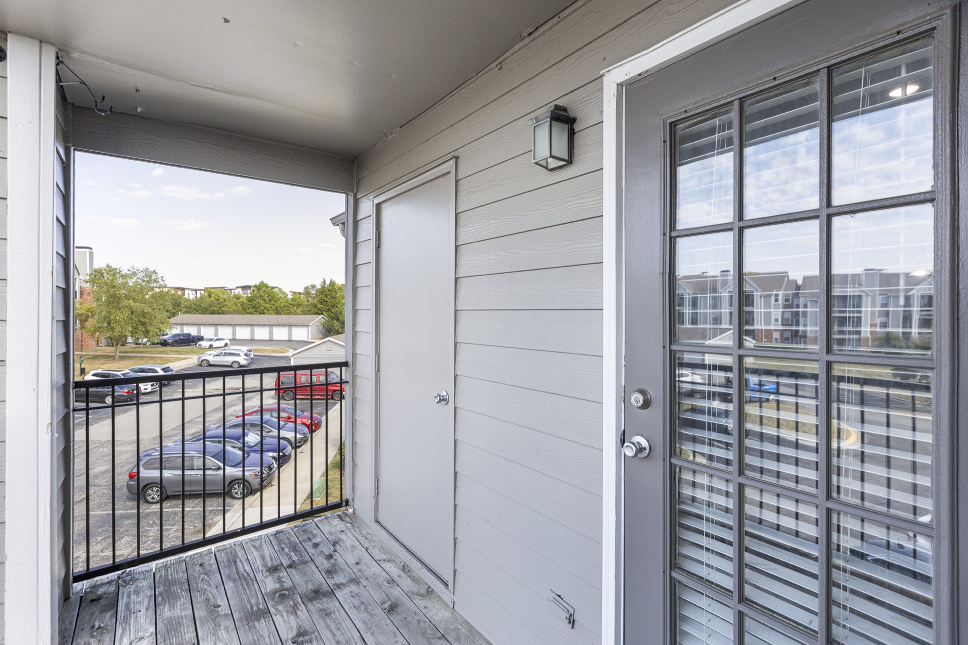 One Bedroom / One Bathroom — Premium